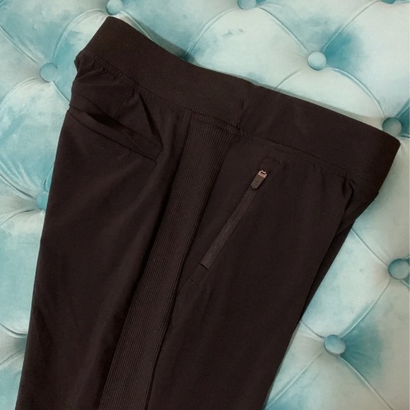 Athleta Girls Black Joggers/Pants NWOT - Picture 3 of 9